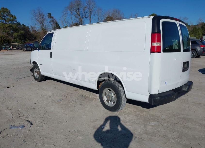 Photo 3 of 2003 Chevrolet Express (VIN 1GCGG29V631127290)