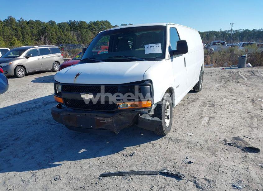 Photo 6 of 2003 Chevrolet Express (VIN 1GCGG29V631127290)