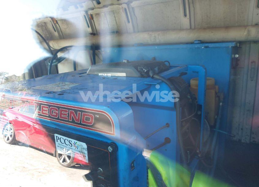 Photo 8 of 2003 Chevrolet Express (VIN 1GCGG29V631127290)