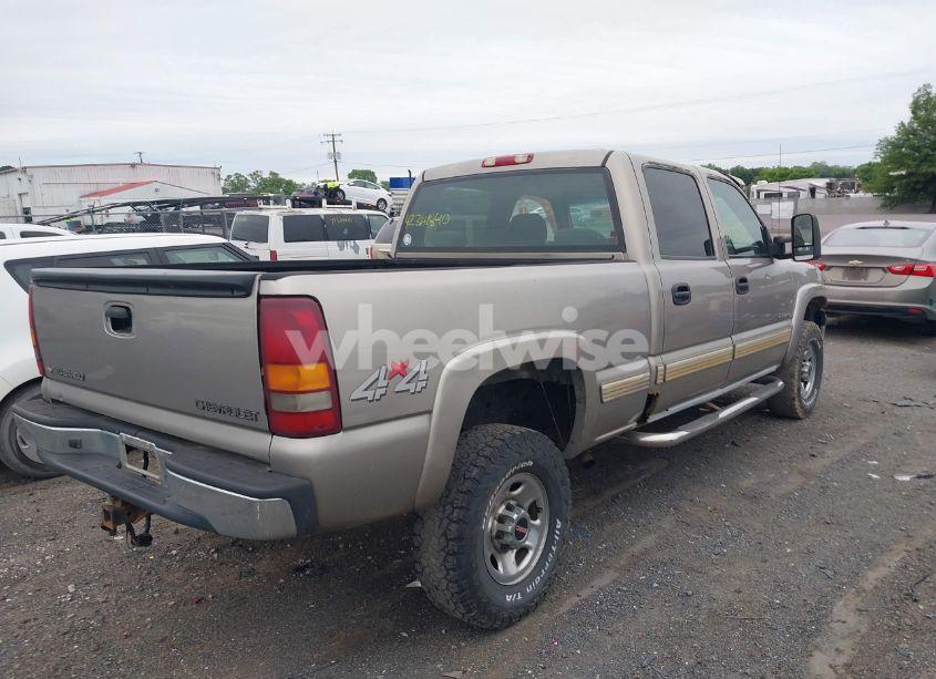 Photo 4 of 2001 Chevrolet Silverado 1500HD LS (VIN 1GCGK13U01F145194)