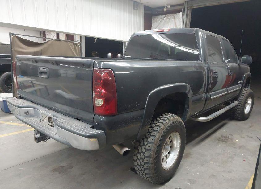 Photo 4 of 2003 Chevrolet Silverado 1500HD LT (VIN 1GCGK13U03F141200)