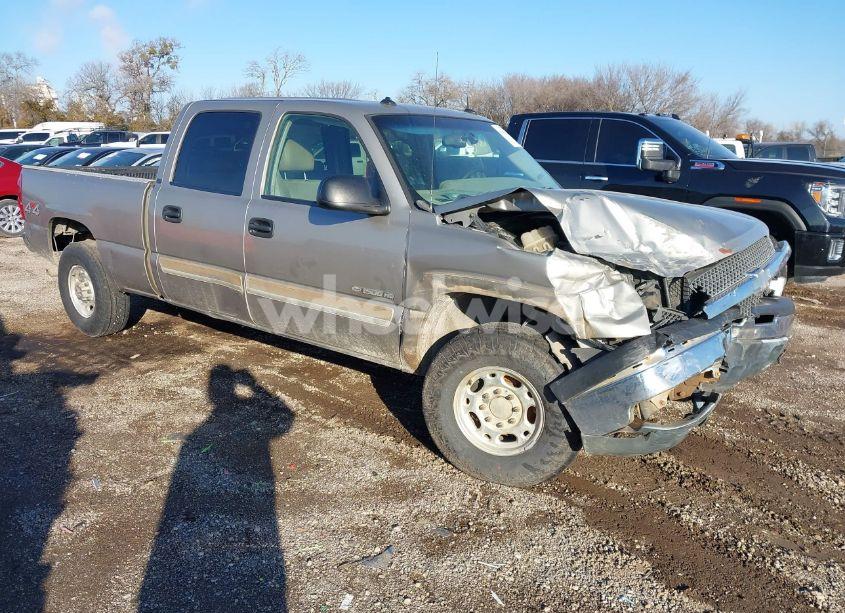 2003 Chevrolet Silverado 1500HD LT (VIN 1GCGK13U03F161429) main photo