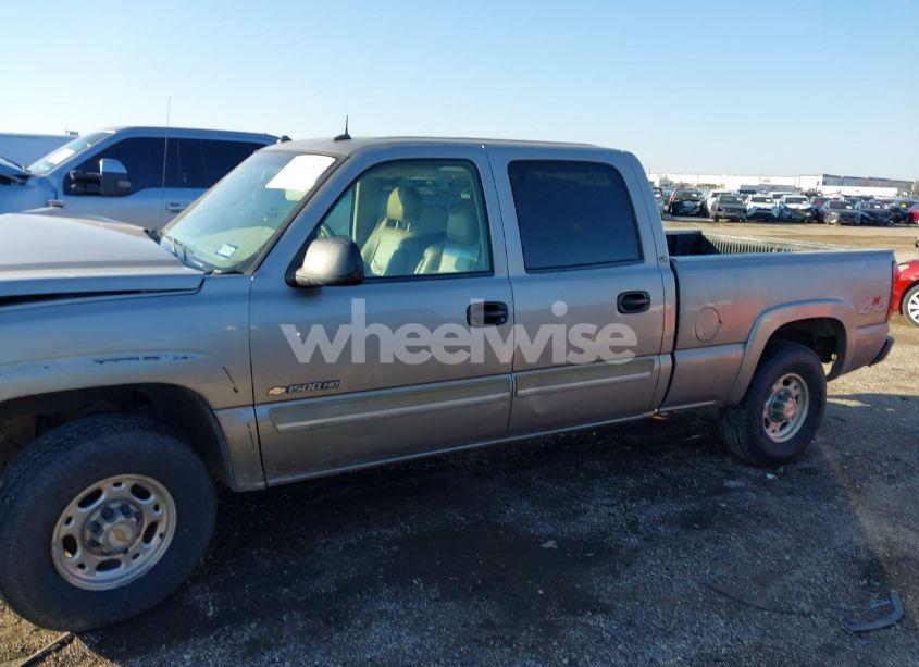 Photo 14 of 2003 Chevrolet Silverado 1500HD LT (VIN 1GCGK13U03F161429)