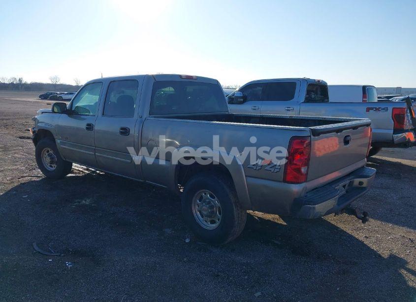 Photo 3 of 2003 Chevrolet Silverado 1500HD LT (VIN 1GCGK13U03F161429)