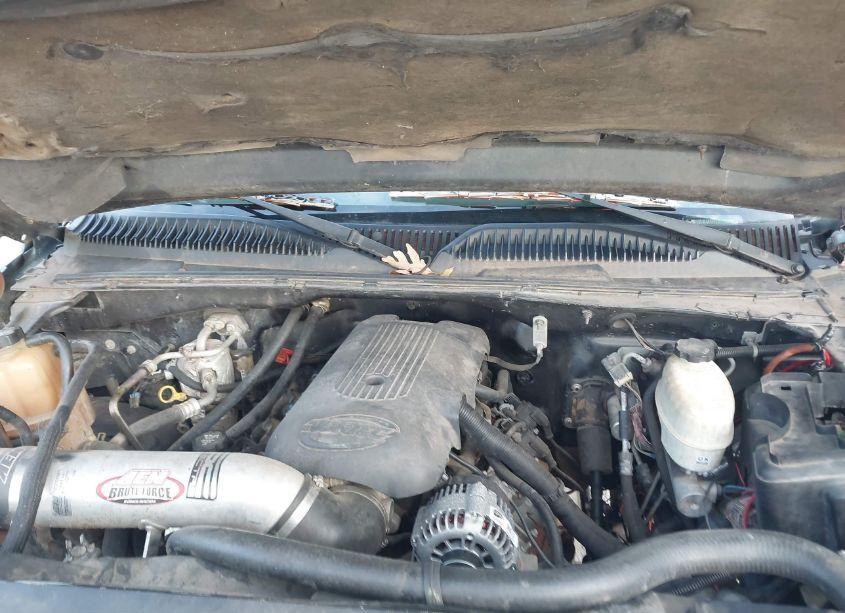 Photo 10 of 2003 Chevrolet Silverado 1500HD LT (VIN 1GCGK13U13F203820)