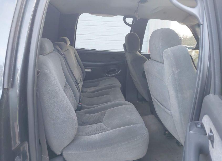 Photo 8 of 2003 Chevrolet Silverado 1500HD LT (VIN 1GCGK13U13F203820)