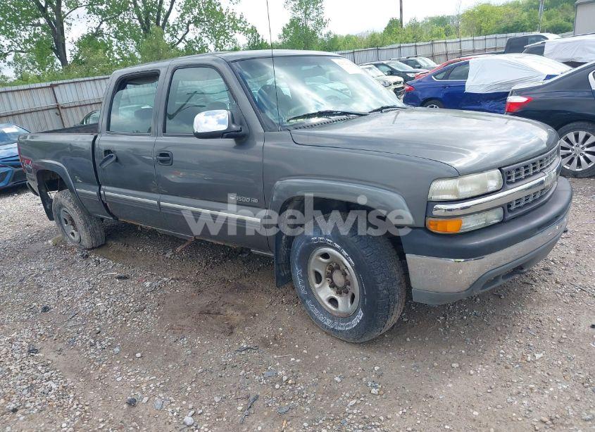 2002 Chevrolet Silverado 1500HD LS (VIN 1GCGK13U22F125563) main photo