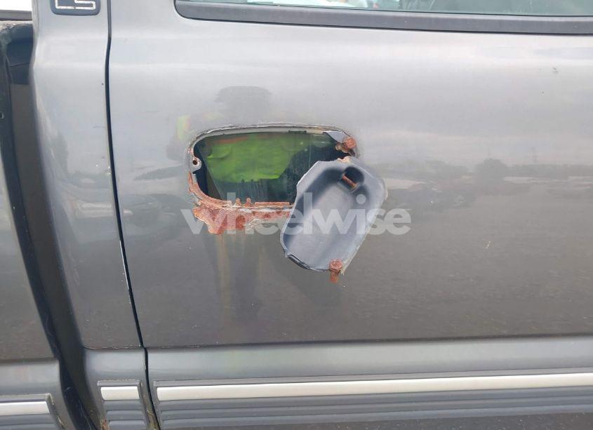 Photo 12 of 2002 Chevrolet Silverado 1500HD LS (VIN 1GCGK13U22F125563)