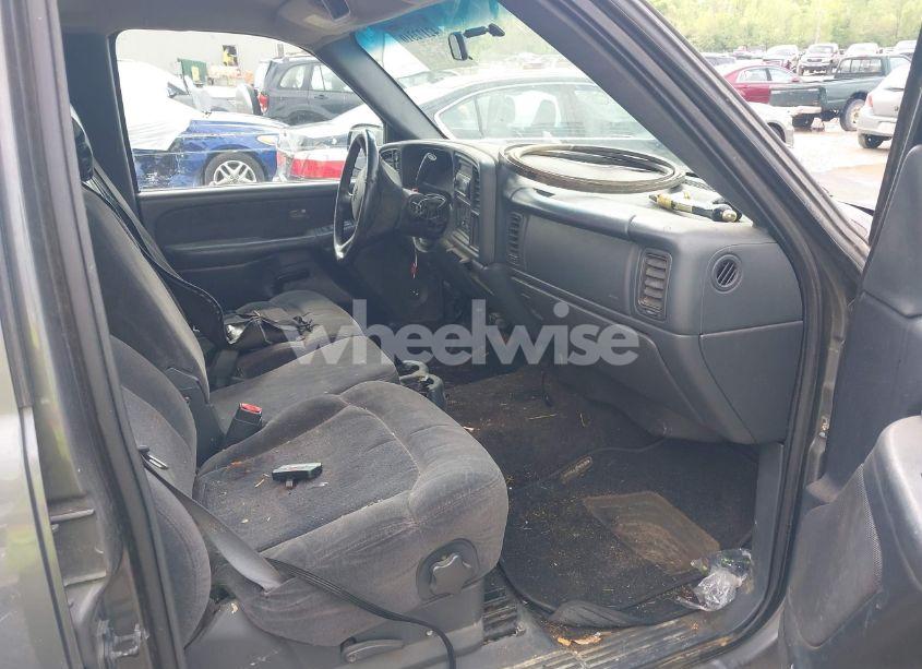 Photo 5 of 2002 Chevrolet Silverado 1500HD LS (VIN 1GCGK13U22F125563)