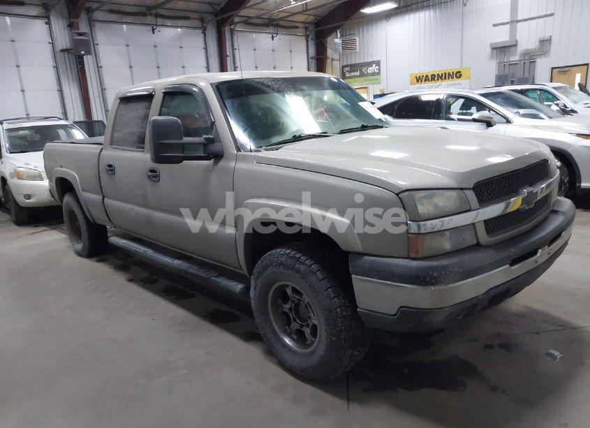 2003 Chevrolet Silverado 1500HD LS (VIN 1GCGK13U23F142493) main photo
