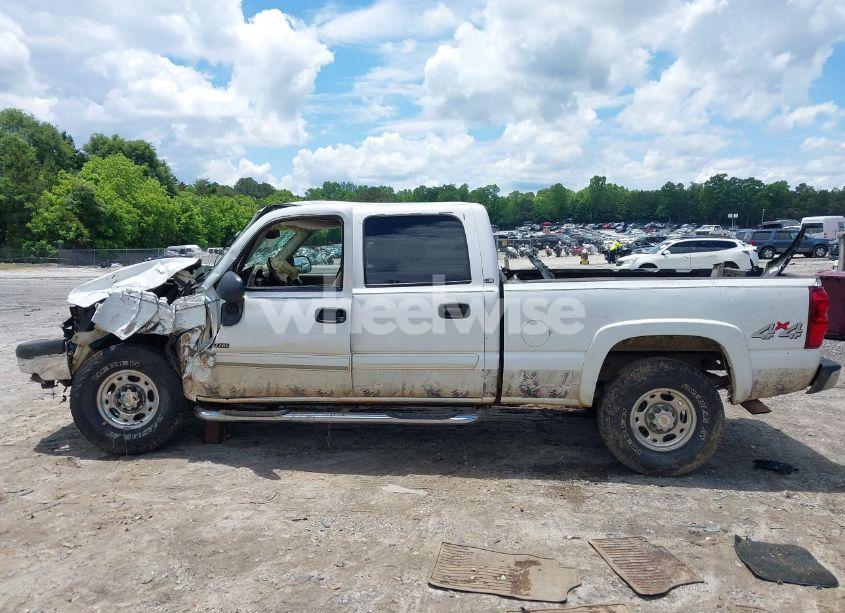 Photo 15 of 2003 Chevrolet Silverado 1500HD LS (VIN 1GCGK13U23F157723)