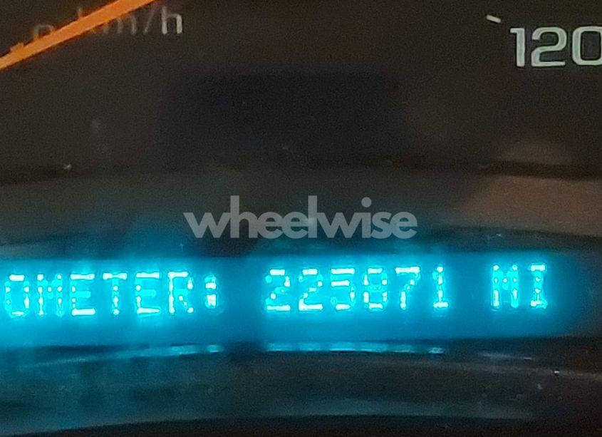 Photo 12 of 2003 Chevrolet Silverado 1500HD LT (VIN 1GCGK13U23F173548)