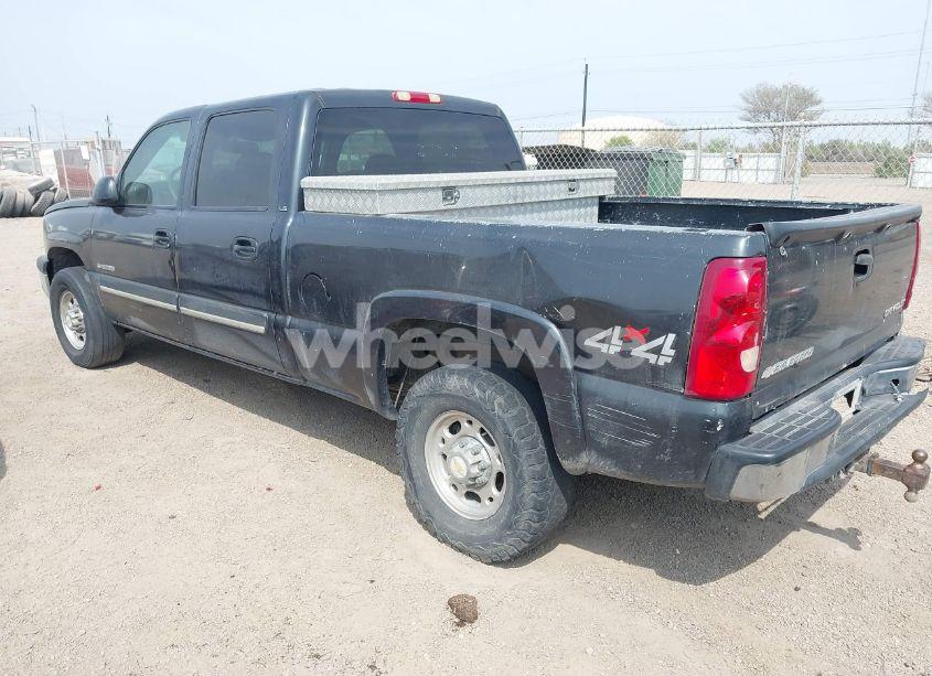 Photo 3 of 2003 Chevrolet Silverado 1500HD LS (VIN 1GCGK13U23F209383)