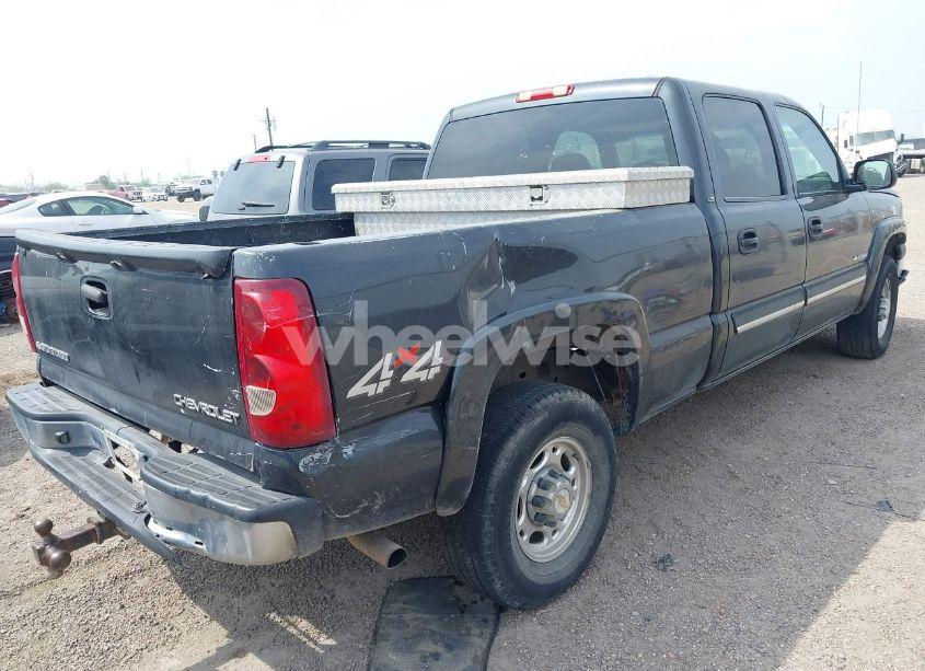 Photo 6 of 2003 Chevrolet Silverado 1500HD LS (VIN 1GCGK13U23F209383)