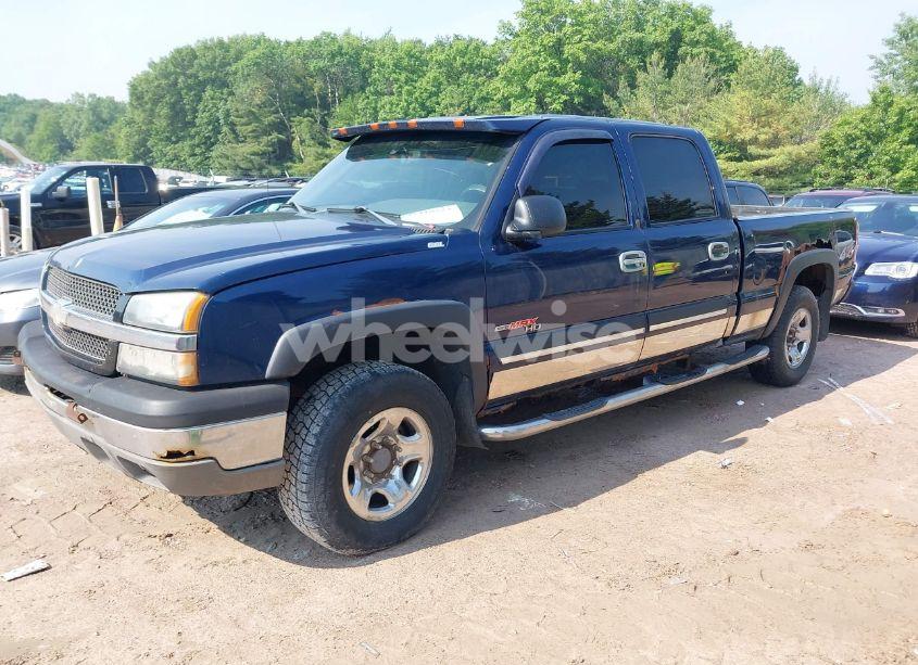 Photo 2 of 2003 Chevrolet Silverado 1500HD LS (VIN 1GCGK13U23F211313)