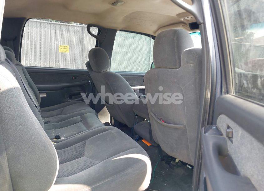 Photo 8 of 2003 Chevrolet Silverado 1500HD LS (VIN 1GCGK13U23F211313)