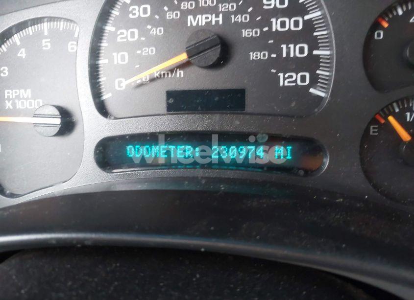 Photo 16 of 2003 Chevrolet Silverado 1500HD (VIN 1GCGK13U33F209456)