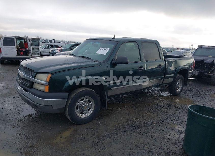 Photo 2 of 2003 Chevrolet Silverado 1500HD (VIN 1GCGK13U33F209456)