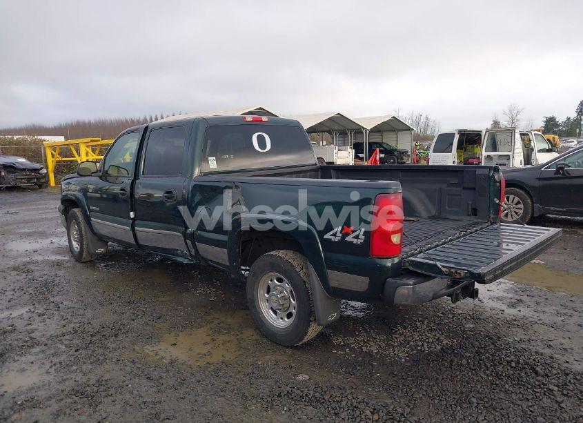 Photo 3 of 2003 Chevrolet Silverado 1500HD (VIN 1GCGK13U33F209456)