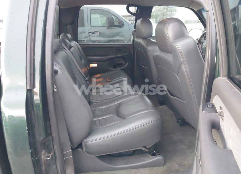 Photo 8 of 2003 Chevrolet Silverado 1500HD (VIN 1GCGK13U33F209456)