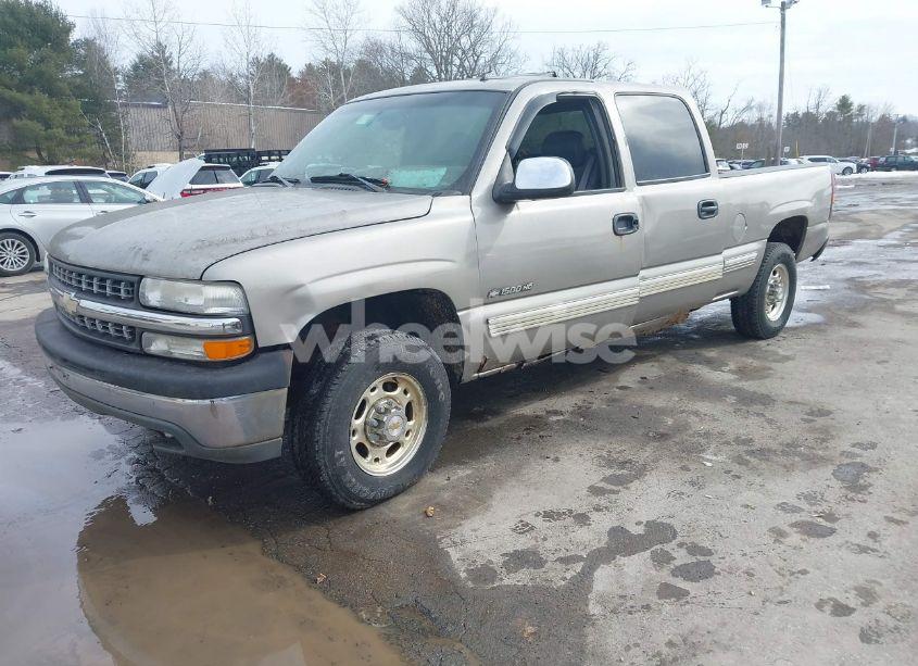 Photo 2 of 2002 Chevrolet Silverado 1500HD LT (VIN 1GCGK13U42F189958)