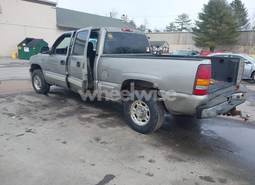 Photo 3 of 2002 Chevrolet Silverado 1500HD LT (VIN 1GCGK13U42F189958)