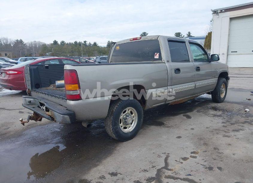 Photo 4 of 2002 Chevrolet Silverado 1500HD LT (VIN 1GCGK13U42F189958)