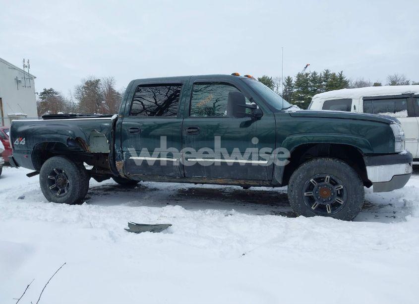 Photo 13 of 2003 Chevrolet Silverado 1500HD LT (VIN 1GCGK13U43F106451)