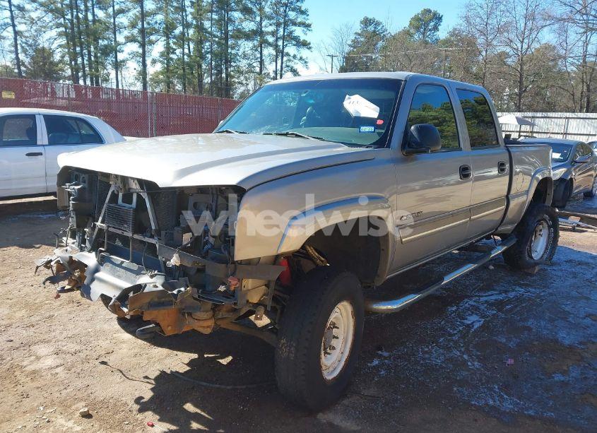 Photo 2 of 2003 Chevrolet Silverado 1500HD LS (VIN 1GCGK13U43F121189)