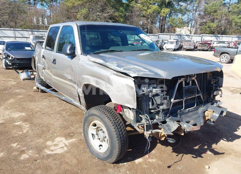 Photo 6 of 2003 Chevrolet Silverado 1500HD LS (VIN 1GCGK13U43F121189)