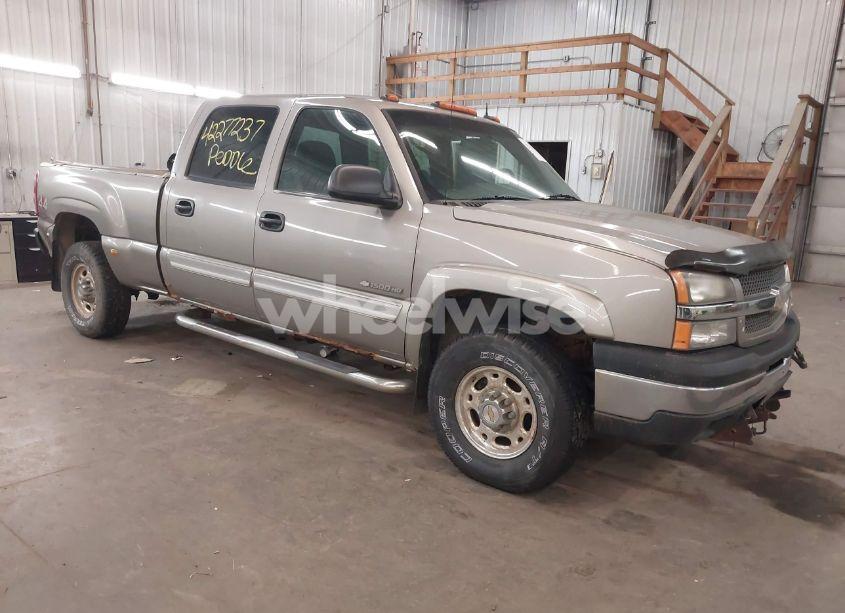 2003 Chevrolet Silverado 1500HD LT (VIN 1GCGK13U43F215122) main photo