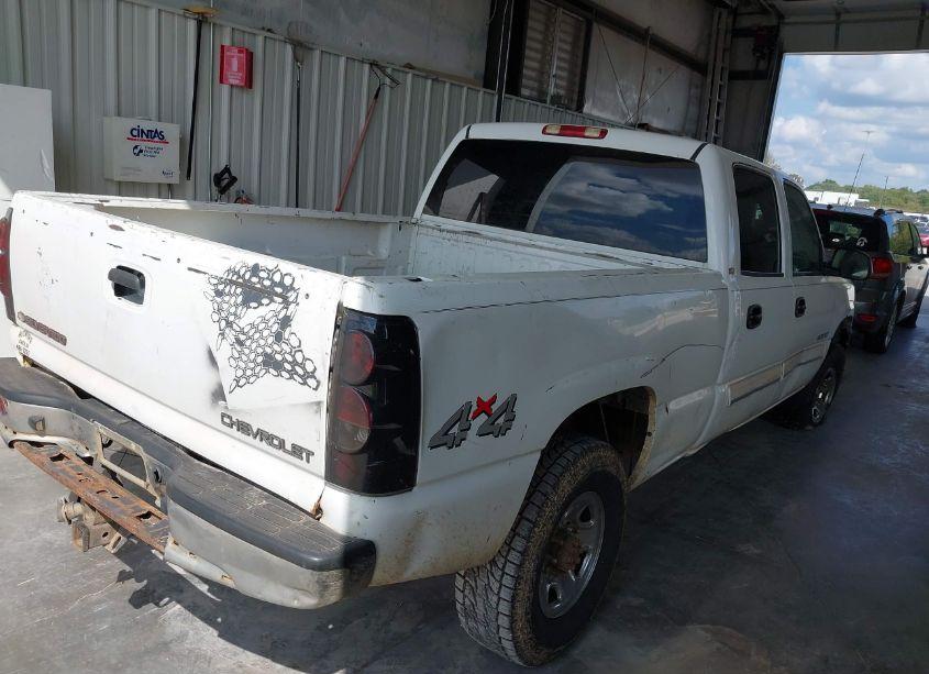 Photo 4 of 2005 Chevrolet Silverado 1500HD LS (VIN 1GCGK13U45F861425)