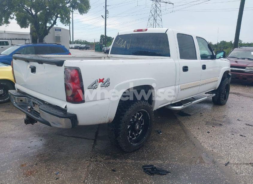 Photo 4 of 2006 Chevrolet Silverado 1500HD LT1 (VIN 1GCGK13U46F135775)