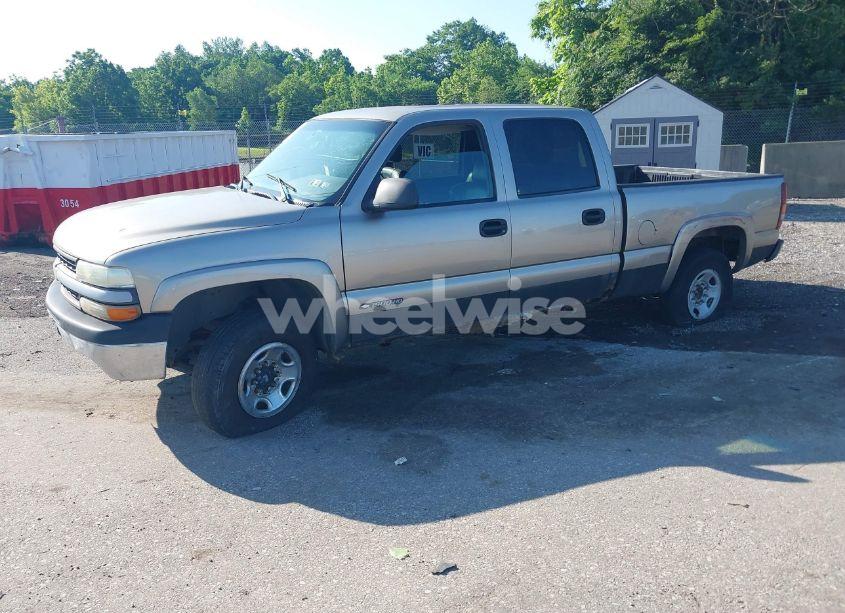 Photo 2 of 2002 Chevrolet Silverado 1500HD LS (VIN 1GCGK13U62F241428)