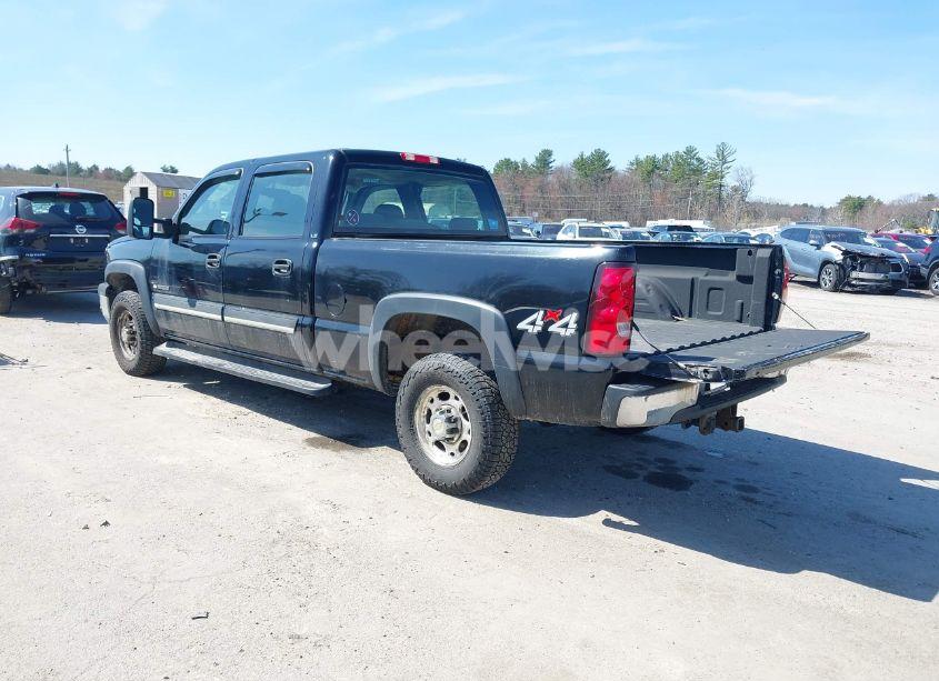 Photo 3 of 2005 Chevrolet Silverado 1500HD LS (VIN 1GCGK13U75F854050)