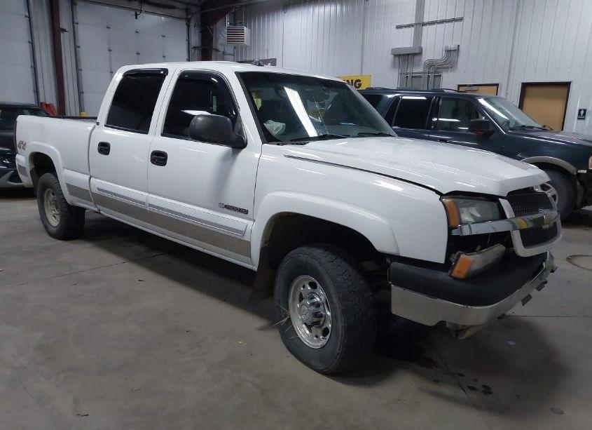 2005 Chevrolet Silverado 1500HD LS (VIN 1GCGK13U95F943120) main photo