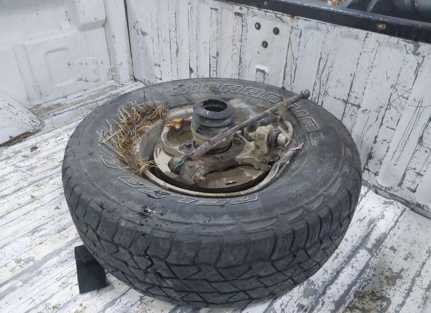 Photo 12 of 2005 Chevrolet Silverado 1500HD LS (VIN 1GCGK13U95F943120)