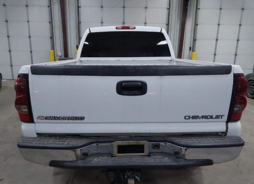 Photo 17 of 2005 Chevrolet Silverado 1500HD LS (VIN 1GCGK13U95F943120)