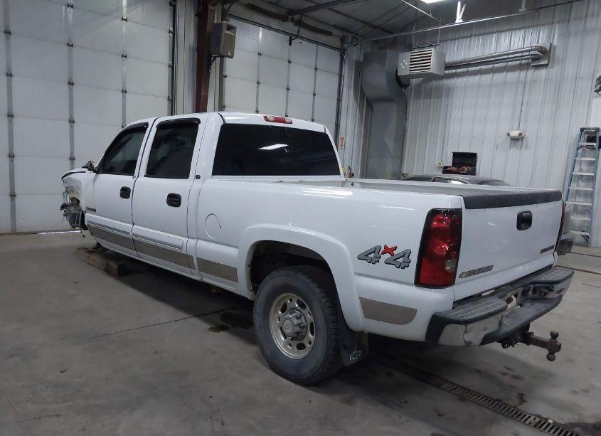 Photo 3 of 2005 Chevrolet Silverado 1500HD LS (VIN 1GCGK13U95F943120)