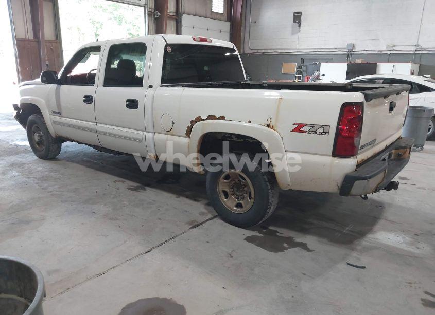 Photo 3 of 2007 Chevrolet Silverado 1500HD CLASSIC LT2 (VIN 1GCGK13U97F102188)