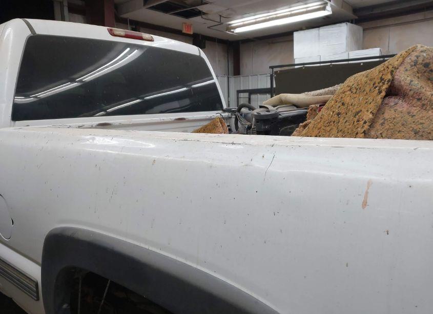 Photo 6 of 2002 Chevrolet Silverado 1500HD LS (VIN 1GCGK13UX2F116917)