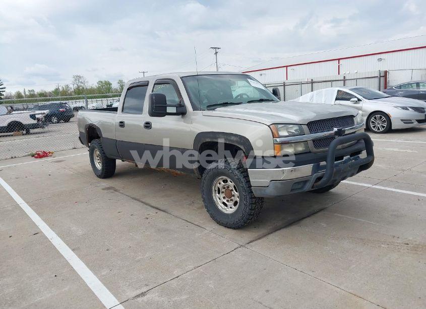 2003 Chevrolet Silverado 1500HD LS (VIN 1GCGK13UX3F107684) main photo