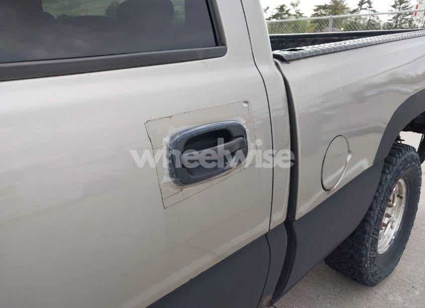 Photo 14 of 2003 Chevrolet Silverado 1500HD LS (VIN 1GCGK13UX3F107684)