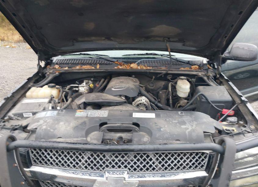 Photo 10 of 2003 Chevrolet Silverado 1500HD LT (VIN 1GCGK13UX3F156271)