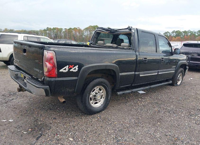 Photo 4 of 2003 Chevrolet Silverado 1500HD LT (VIN 1GCGK13UX3F156271)