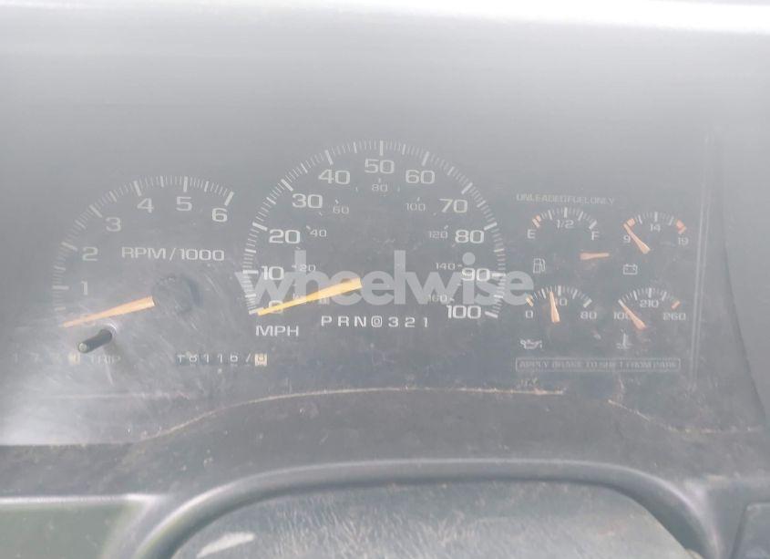 Photo 7 of 2000 Chevrolet K2500 (VIN 1GCGK23R5YF404242)