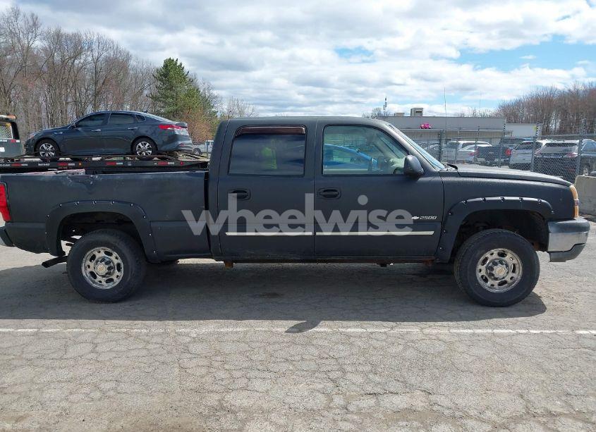 Photo 14 of 2004 Chevrolet Silverado 2500 LS (VIN 1GCGK23U44F114878)