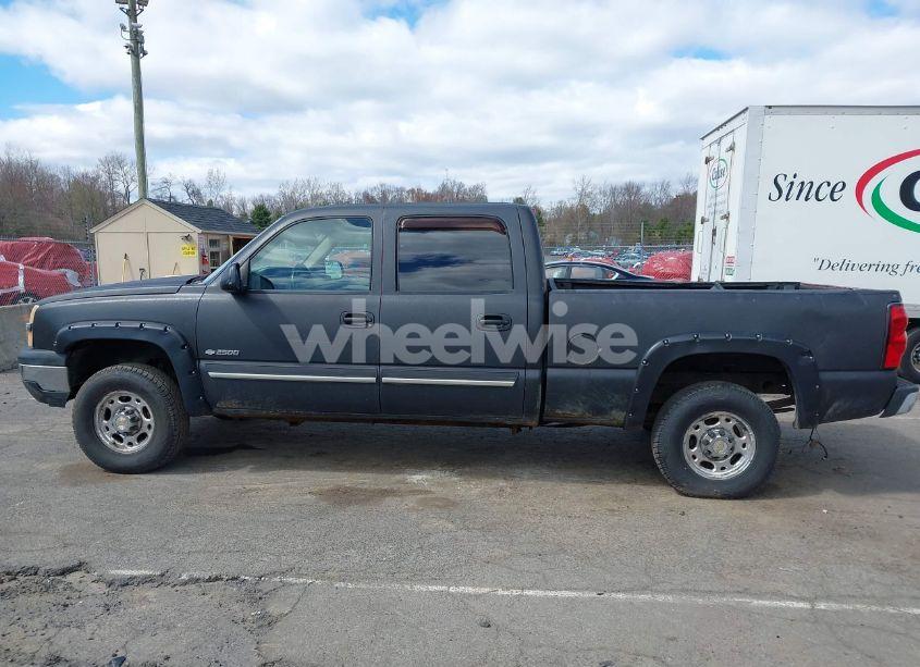 Photo 15 of 2004 Chevrolet Silverado 2500 LS (VIN 1GCGK23U44F114878)