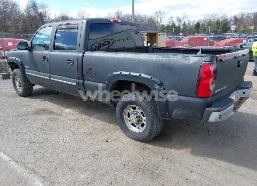 Photo 3 of 2004 Chevrolet Silverado 2500 LS (VIN 1GCGK23U44F114878)