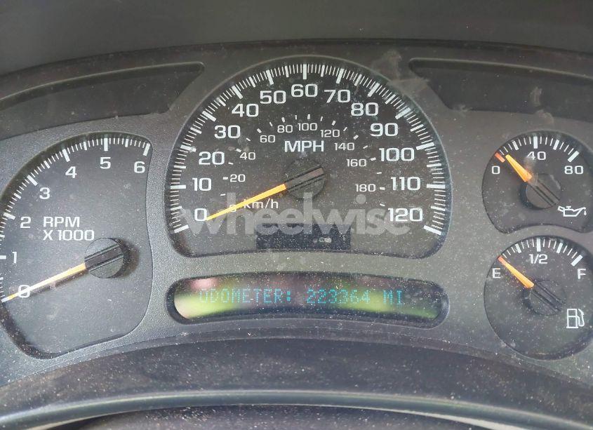 Photo 7 of 2004 Chevrolet Silverado 2500 LS (VIN 1GCGK23U44F114878)